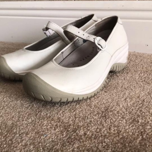 keen nursing shoes